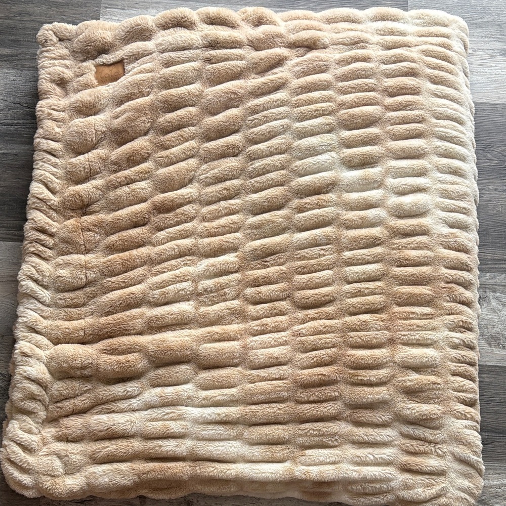 LOLA Blanket Large